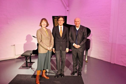 Gastgeberin Jasmin Sohnemann, Gilead Mishory und Helmut Butzmann