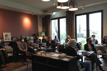 Die Zuhörer der Veranstaltung im Jüdischen Salon am Gtindel 