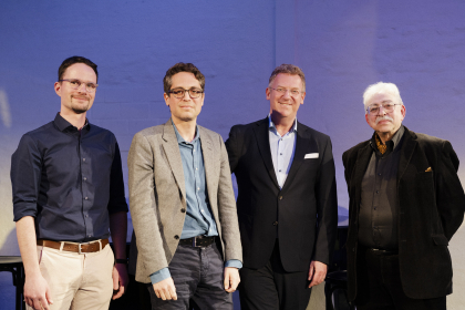 Gastgeber Sebastian Schirrmeister mit Caspar Battegay, Assaf Levitin und Gennady Tsypin (v.l.n.r.)