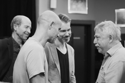 Klaus Loebell, Omri Boehm, Frederek Musall und Wolf Biermann als Überraschungsgast