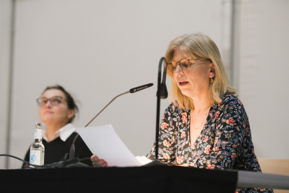 Katrin Seddig und Katharina Hagena lesen Texte von Gabriele Tergit und Heinrich Heine
