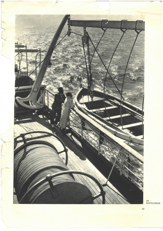 Bordszene HAPAG-Reiseprospekt 1933 (Copyright: Archiv der HAPAG) Bordszene HAPAG-Reiseprospekt 1933